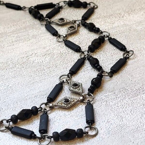 Unbranded Jewelry - Matte Black Glass Beads and Gunmetal Gray Festoon 16" Necklace